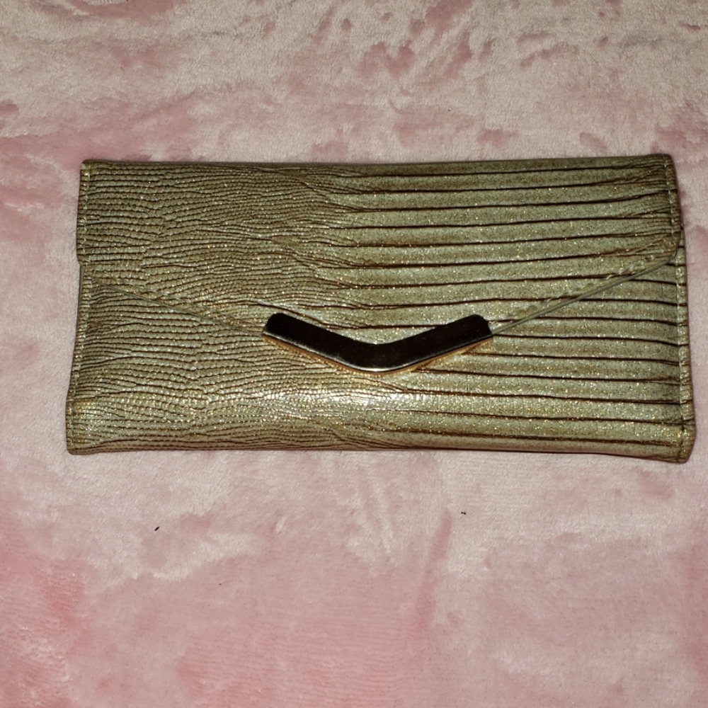 Buckle wallet